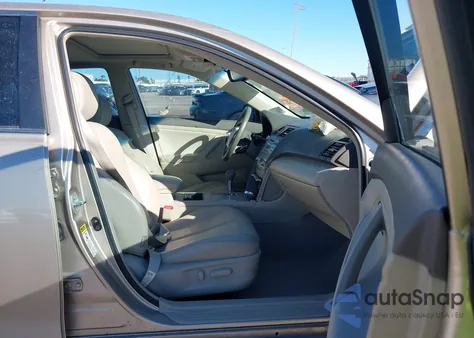 2008 Toyota Camry Hybrid z USA, uszkodzony, nr VIN 4T1BB46KX8U034448